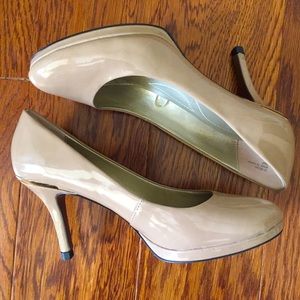 Tahari Wilma High Heels